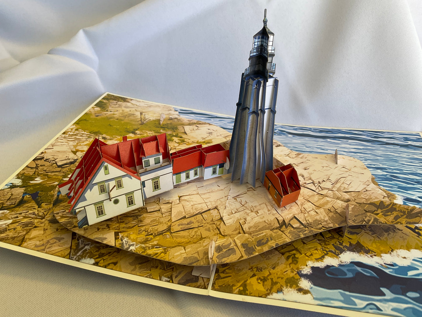 PORTLAND LIGHTHOUSE POP-UP CARD