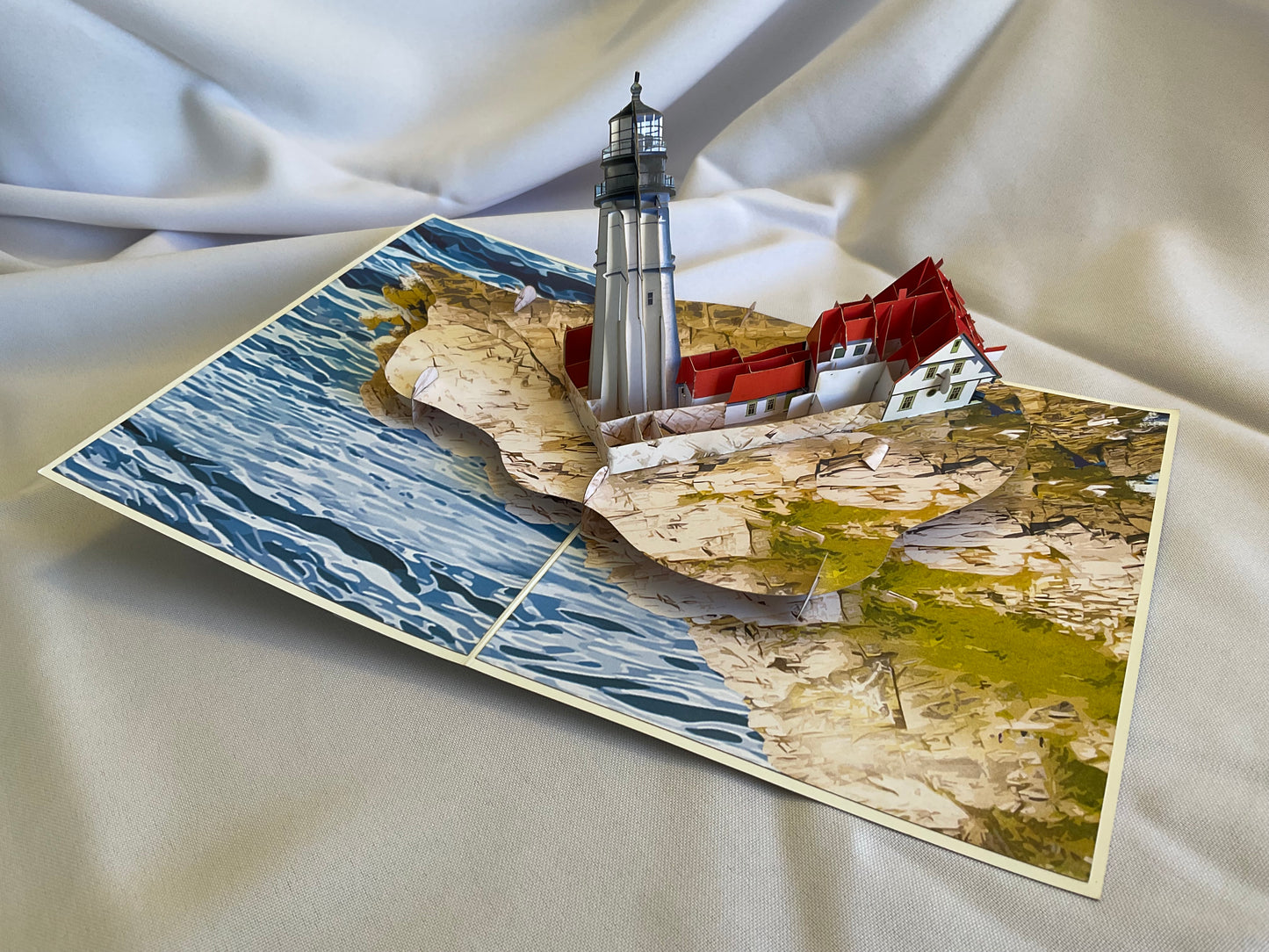 PORTLAND LIGHTHOUSE POP-UP CARD